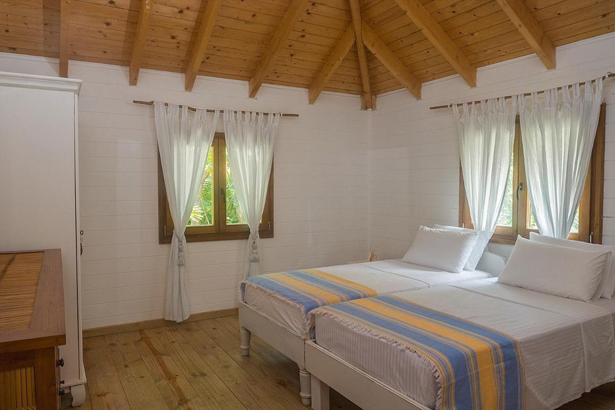 Chalet La Pointe Huts Baie Sainte Anne