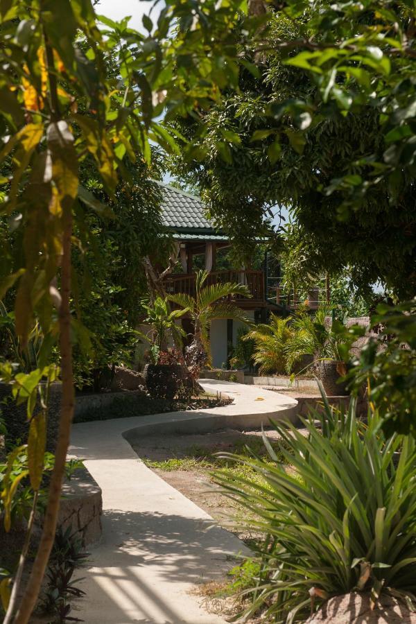 La Pointe Huts Chalet Baie Sainte Anne