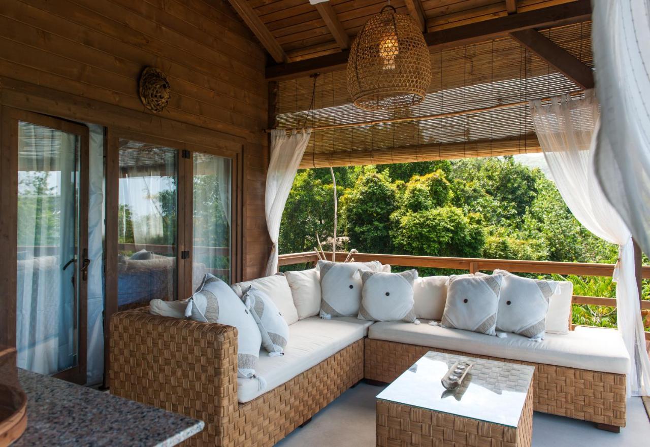 La Pointe Huts Chalet
