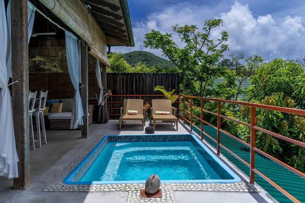 Chalet La Pointe Huts Baie Sainte Anne