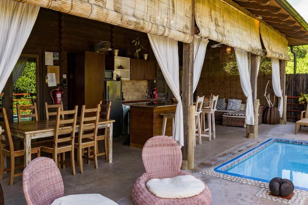 La Pointe Huts * באיה סיינטה אנה
